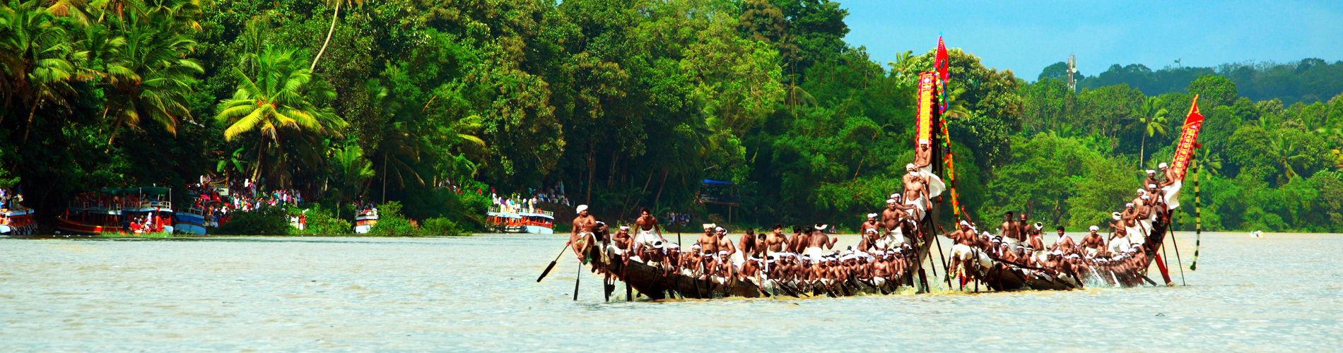 Boat racing in kerala